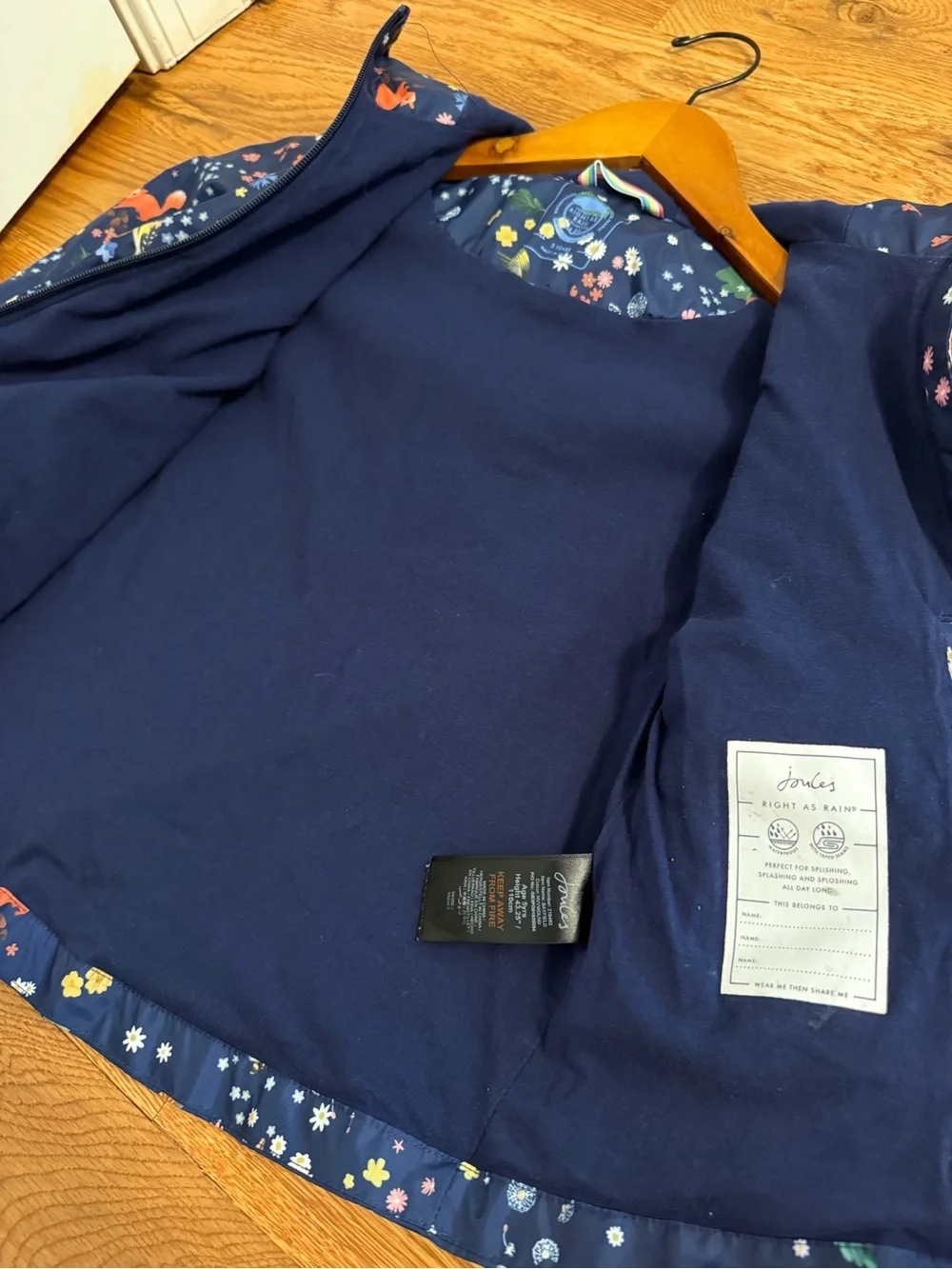 Joules Girls Forest lightweight waterproof jacket Size 5 Years